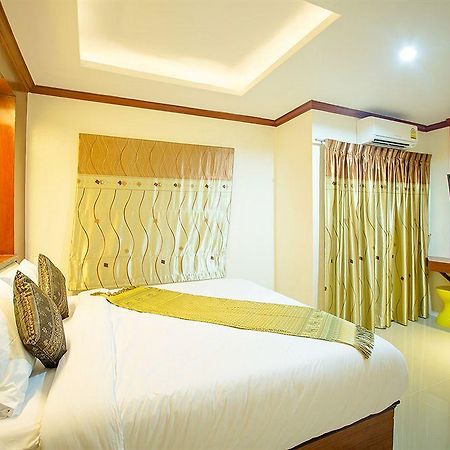 Ilmare Patong Place Екстериор снимка