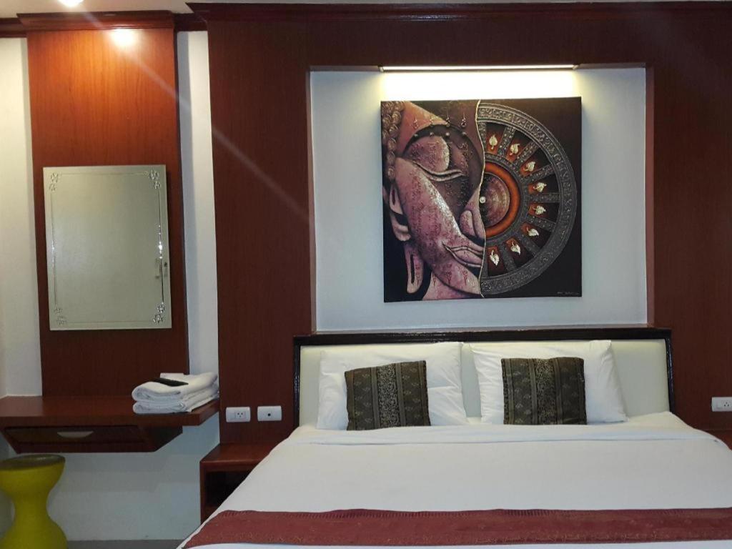 Ilmare Patong Place Екстериор снимка